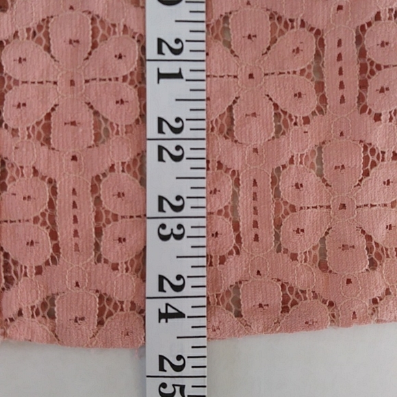 Alfred Dunner Crochet Lace Floral Button Up Blouse w/Tank Top 12 Pink - Picture 16 of 16